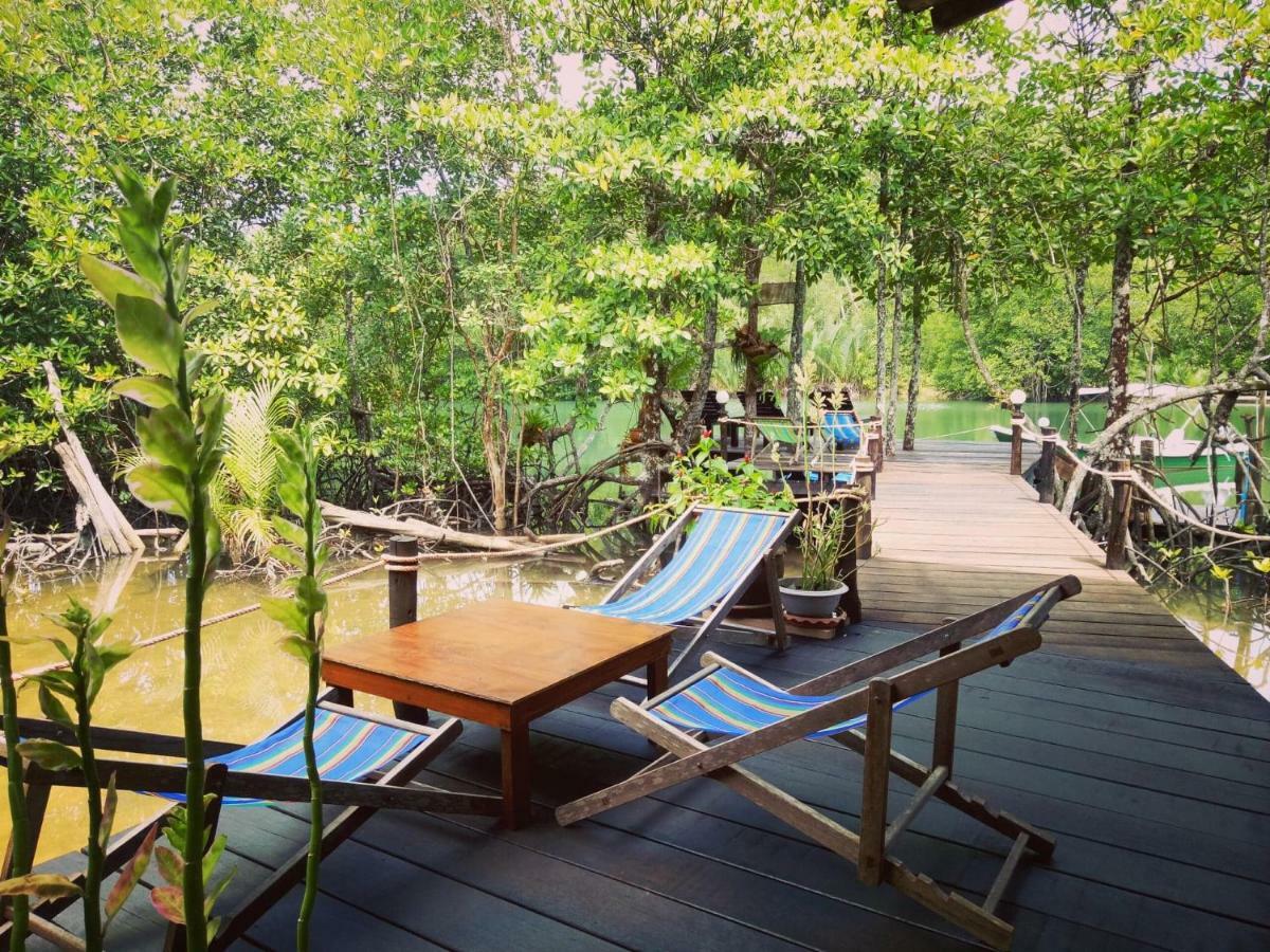Ta Yai Homestay Ko Kut Екстериор снимка