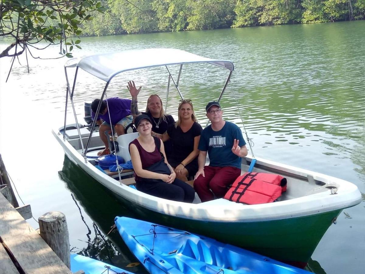 Ta Yai Homestay Ko Kut Екстериор снимка